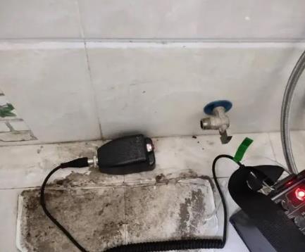 韩城屋顶漏水维修公司分享下卫生间漏水的危害及解决方法